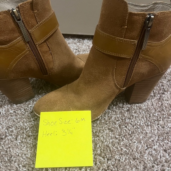 Donald J. Pliner Santos Booties Tan Suede - Picture 6 of 6